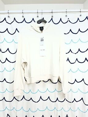 CeliaB Ivory Cropped Hooded Sweatshirt